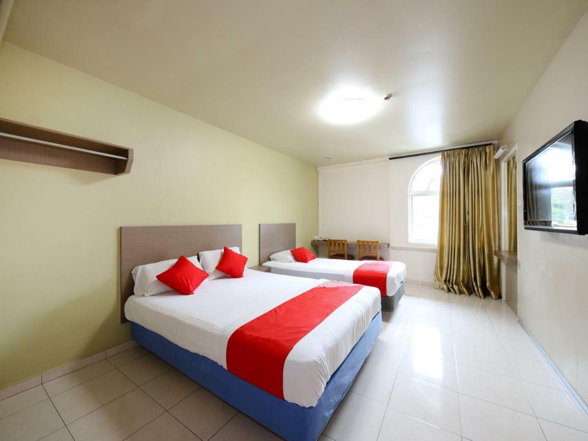Oyo 434 Marbella Hotel Johor Bahru Ngoại thất bức ảnh