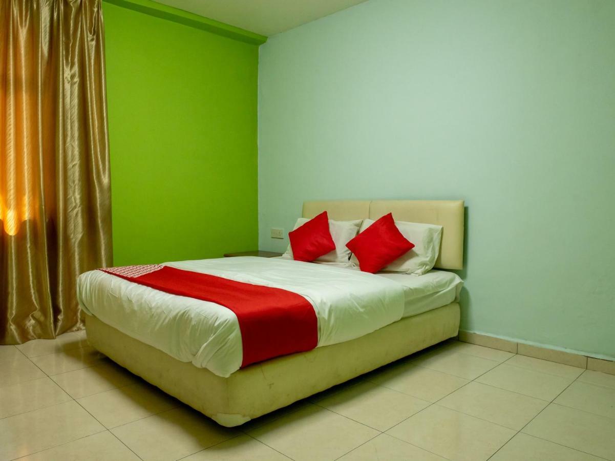 Oyo 434 Marbella Hotel Johor Bahru Ngoại thất bức ảnh