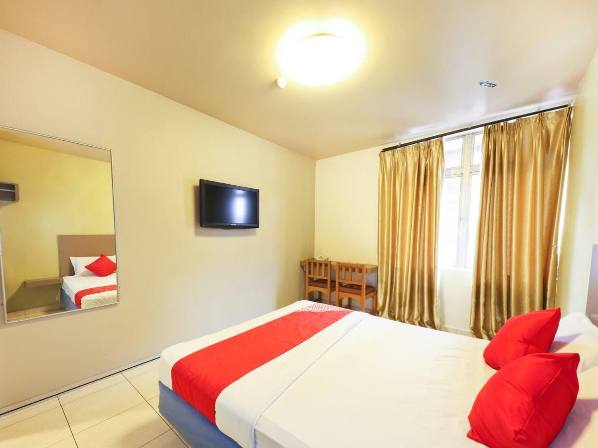 Oyo 434 Marbella Hotel Johor Bahru Ngoại thất bức ảnh