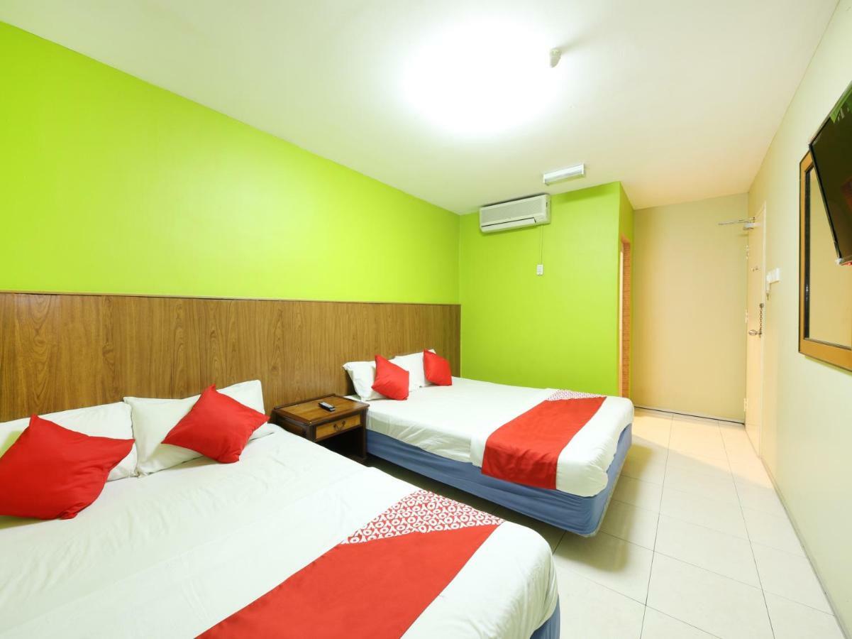 Oyo 434 Marbella Hotel Johor Bahru Ngoại thất bức ảnh