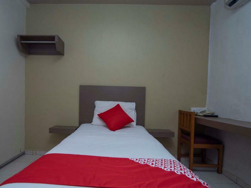 Oyo 434 Marbella Hotel Johor Bahru Ngoại thất bức ảnh